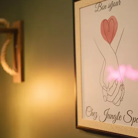 Apartmán Jungle - Sauna & Balneo Château-Thierry